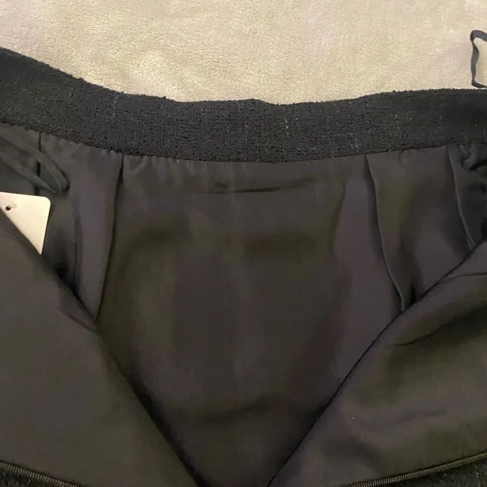Chanel tweed pencil skirt, size 38(S)